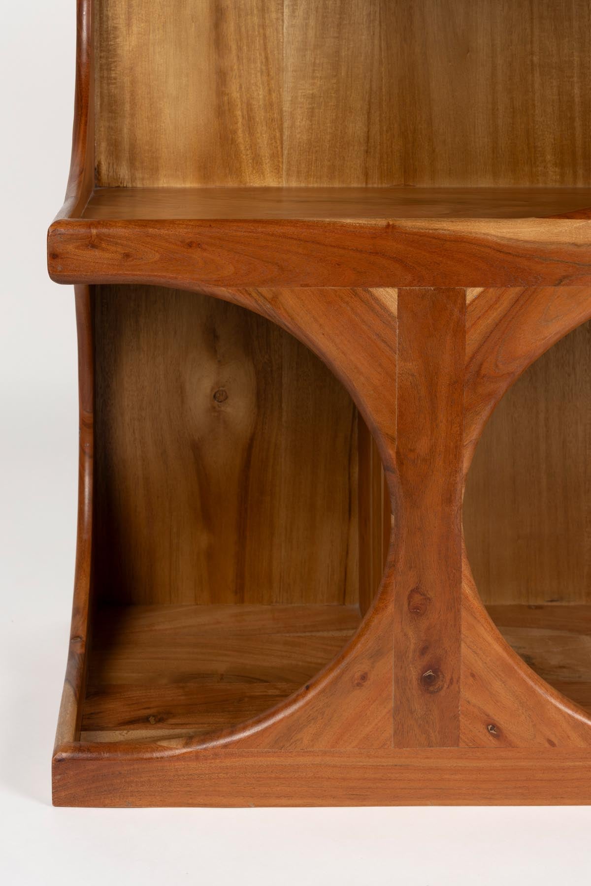 Cabinet Ruben in Braun präsentiert im Onlineshop von KAQTU Design AG. Cabinet ist von White Label Living