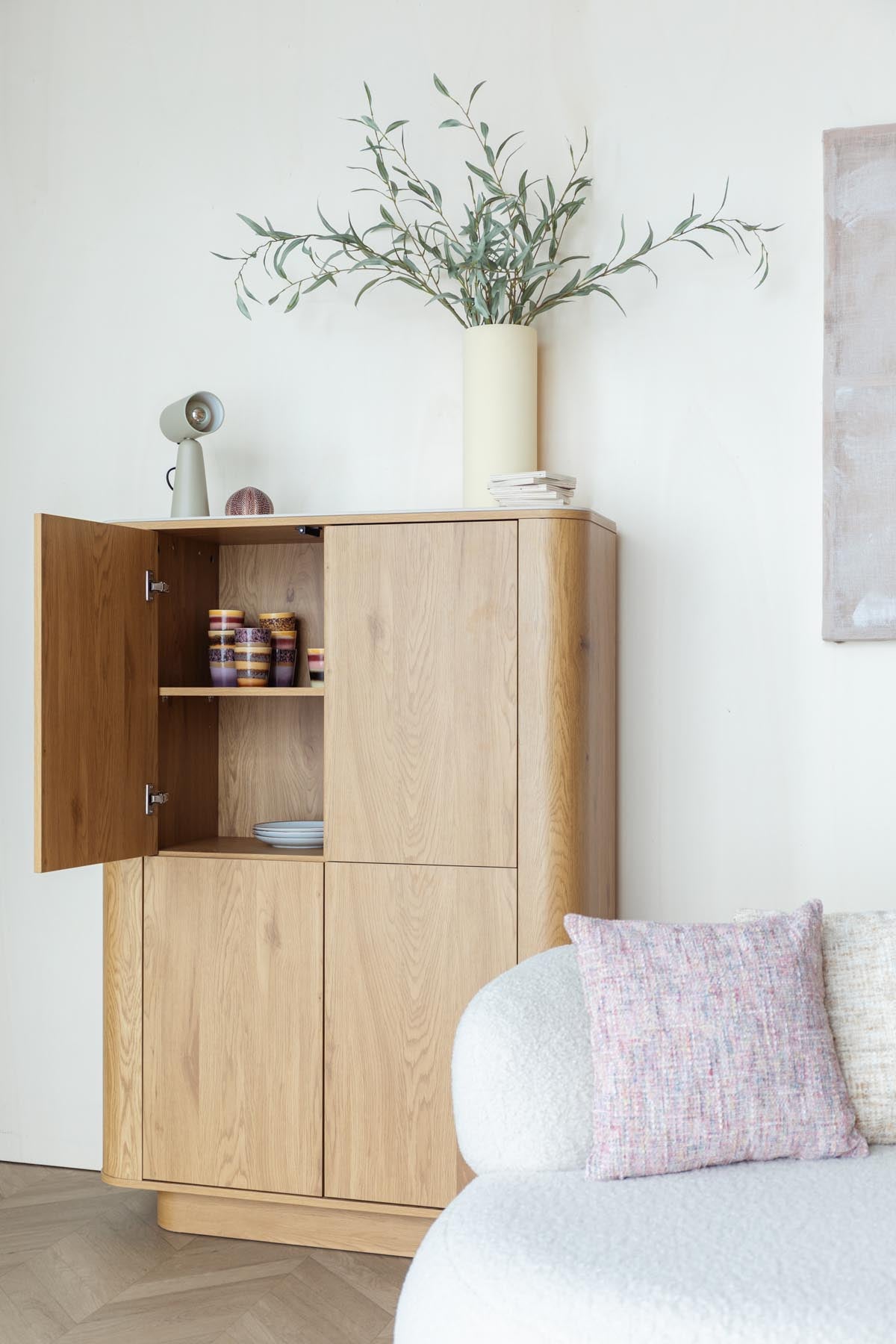 Cabinet Almira in Natürlich präsentiert im Onlineshop von KAQTU Design AG. Cabinet ist von White Label Living