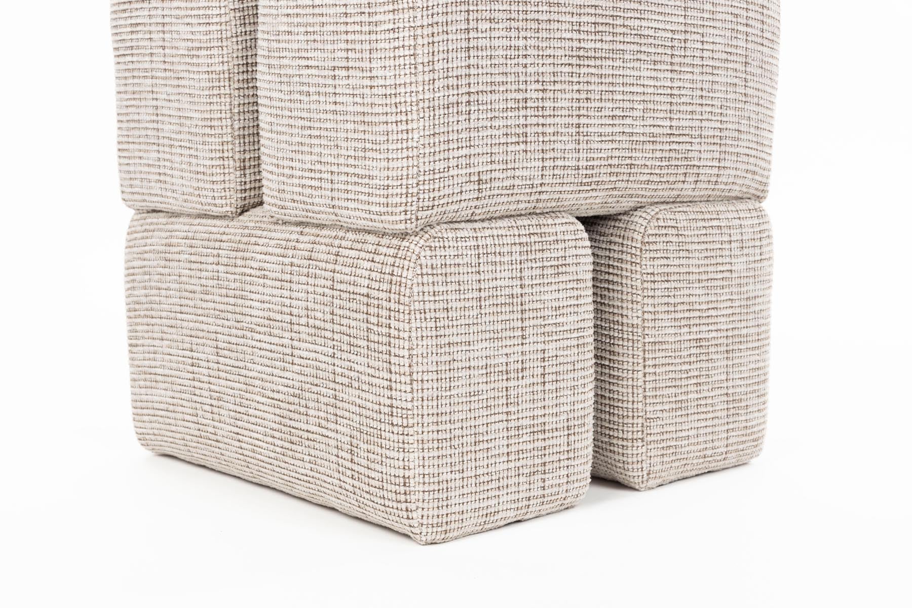 Hocker Staple in Braun präsentiert im Onlineshop von KAQTU Design AG. Hocker ist von White Label Living