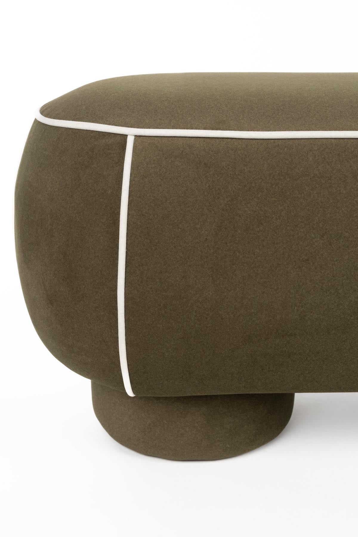 Bank Marina in Grün präsentiert im Onlineshop von KAQTU Design AG. Sitzbank ist von White Label Living