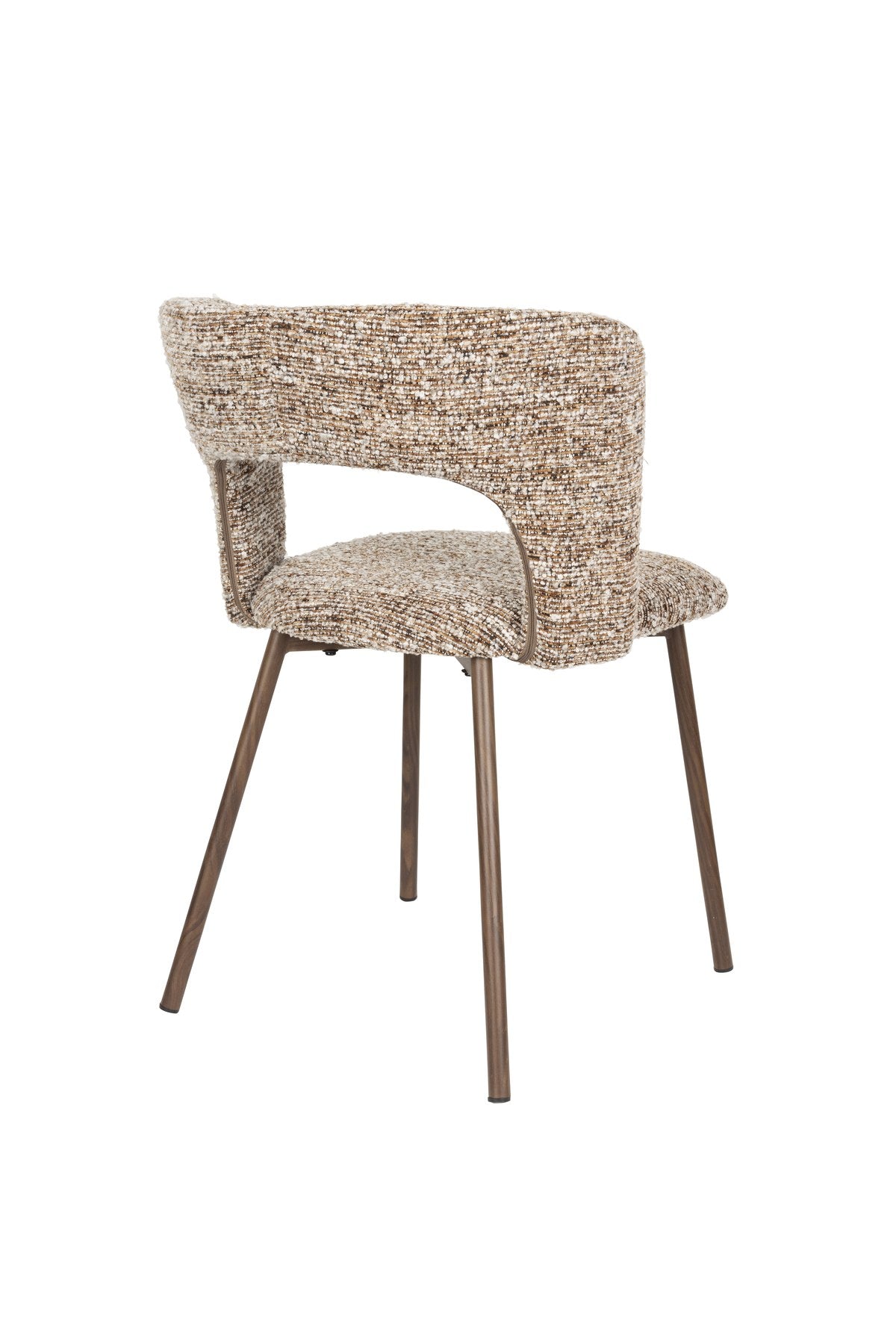 Stuhl Chelsea von White Label Living mit beigem, grob gewebtem Polsterbezug und schlankem Gestell mit bogenförmiger Rückenlehne.
