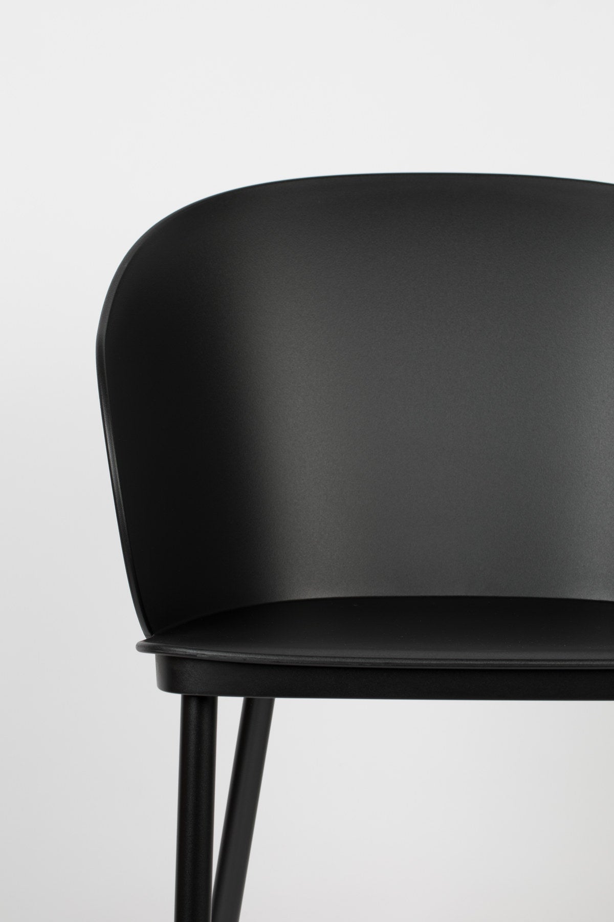 Stuhl GIGI in Schwarz präsentiert im Onlineshop von KAQTU Design AG. Stuhl ist von White Label Living