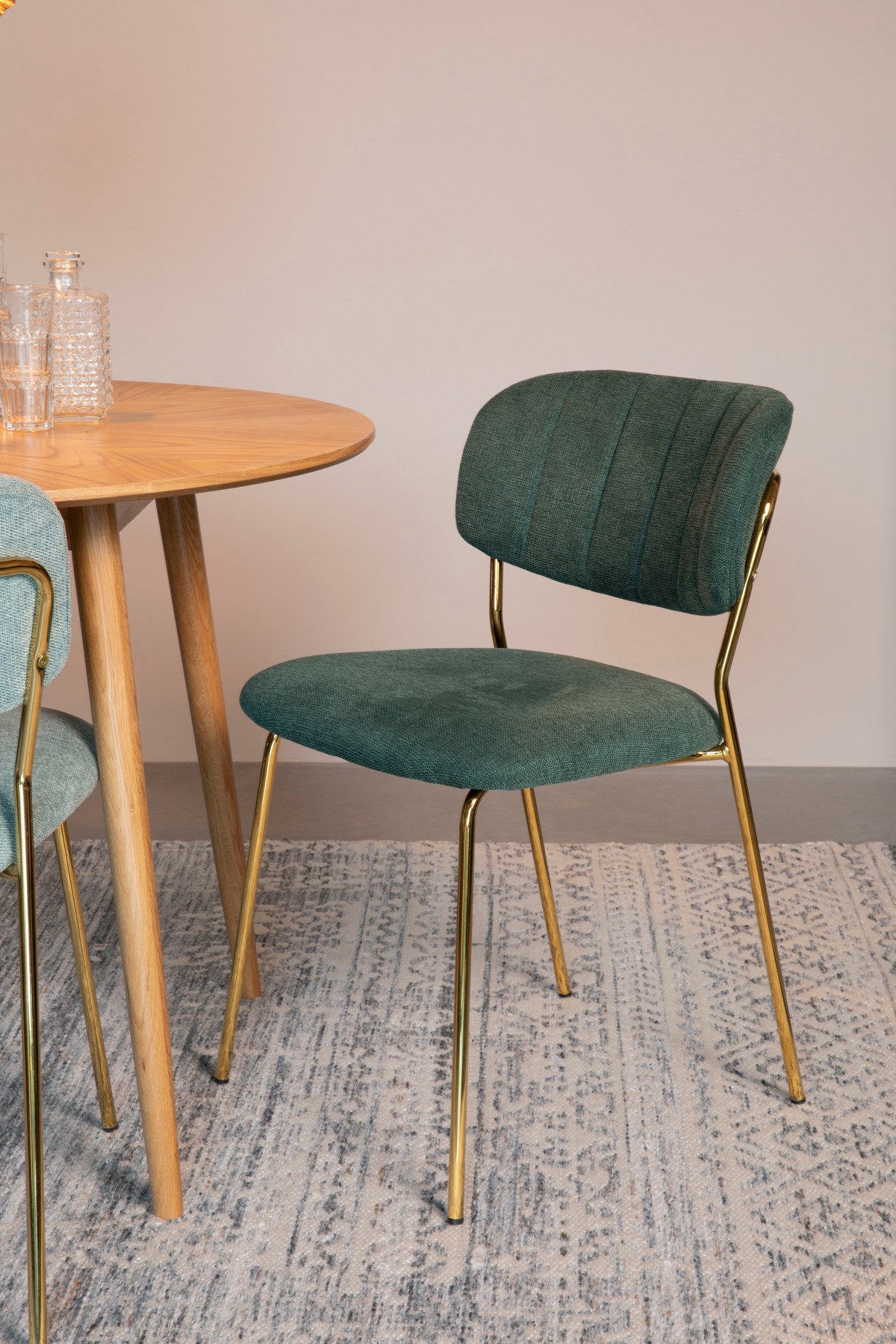 Stuhl Jolien gepolstert V1 in Gold/Dunkelgrün präsentiert im Onlineshop von KAQTU Design AG. Stuhl ist von White Label Living