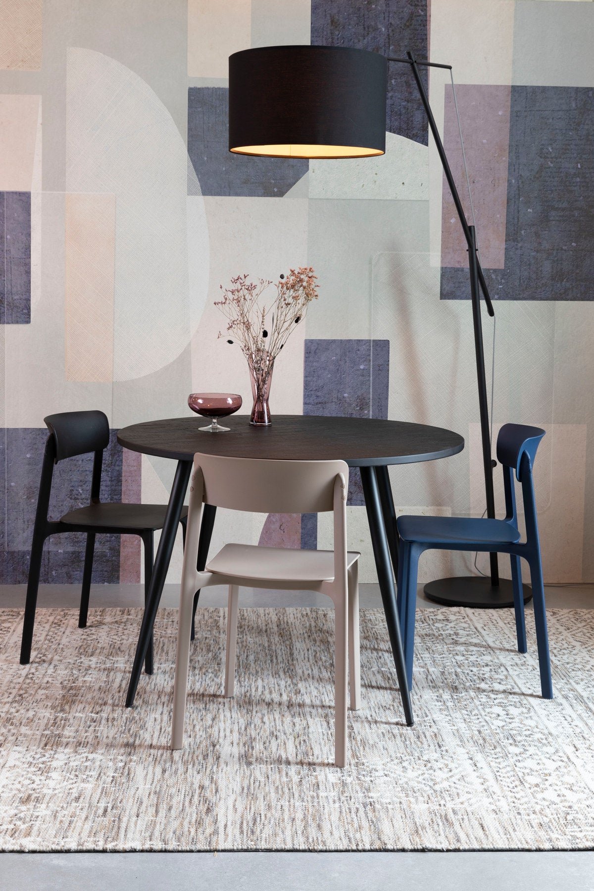 Stuhl Clive in Schwarz präsentiert im Onlineshop von KAQTU Design AG. Stuhl ist von White Label Living