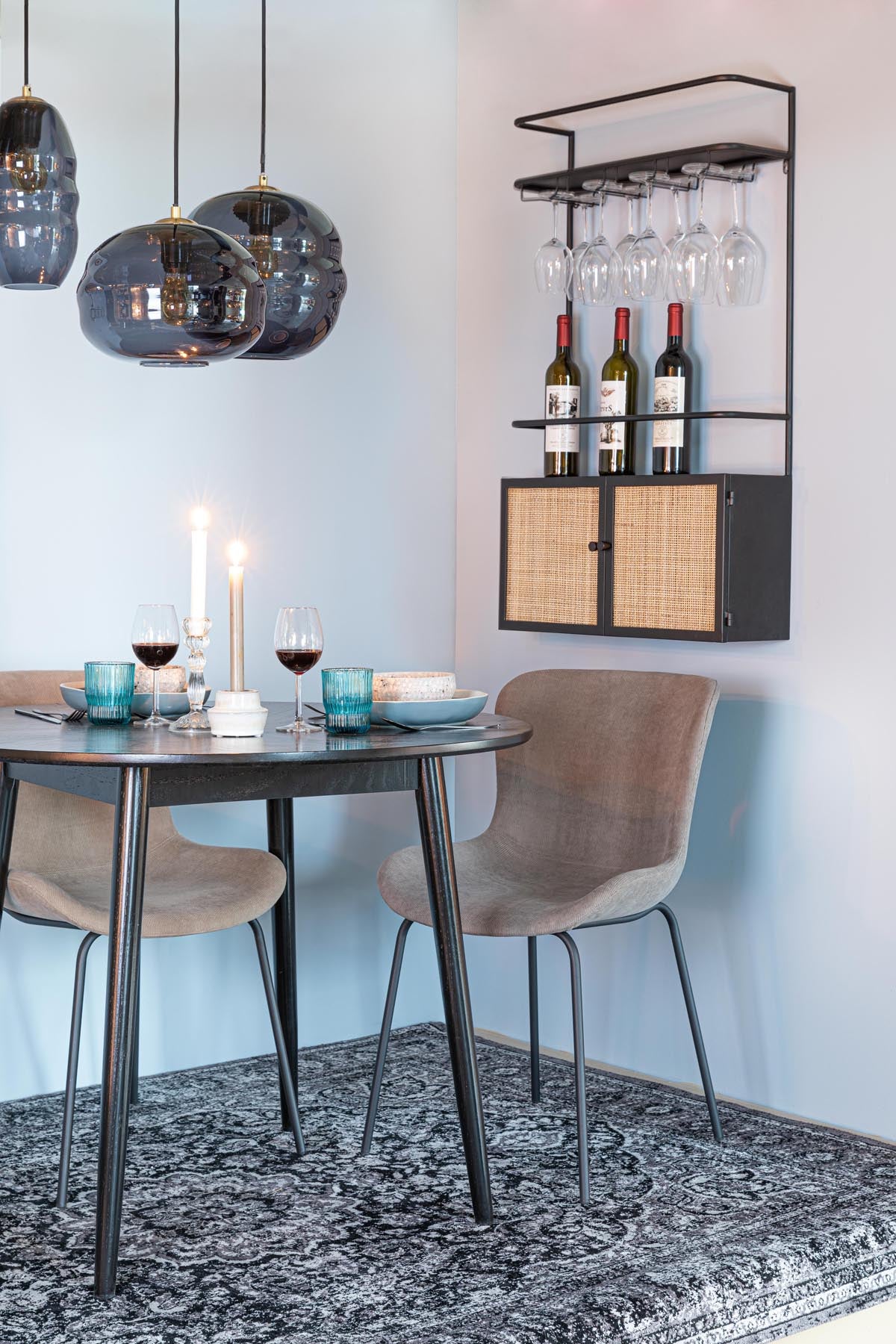 Stuhl Junzo Rib in Grau präsentiert im Onlineshop von KAQTU Design AG. Stuhl ist von White Label Living