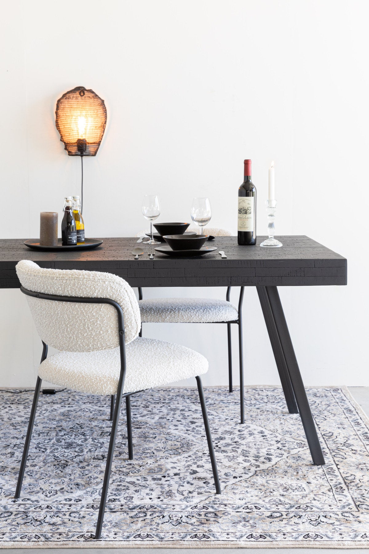 Stuhl Jolien gepolstert V2 in Weiss präsentiert im Onlineshop von KAQTU Design AG. Stuhl ist von White Label Living