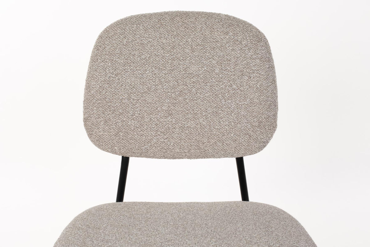 Roos Stuhl Hellbeige in beige präsentiert im Onlineshop von KAQTU Design AG. Stuhl ist von White Label Living