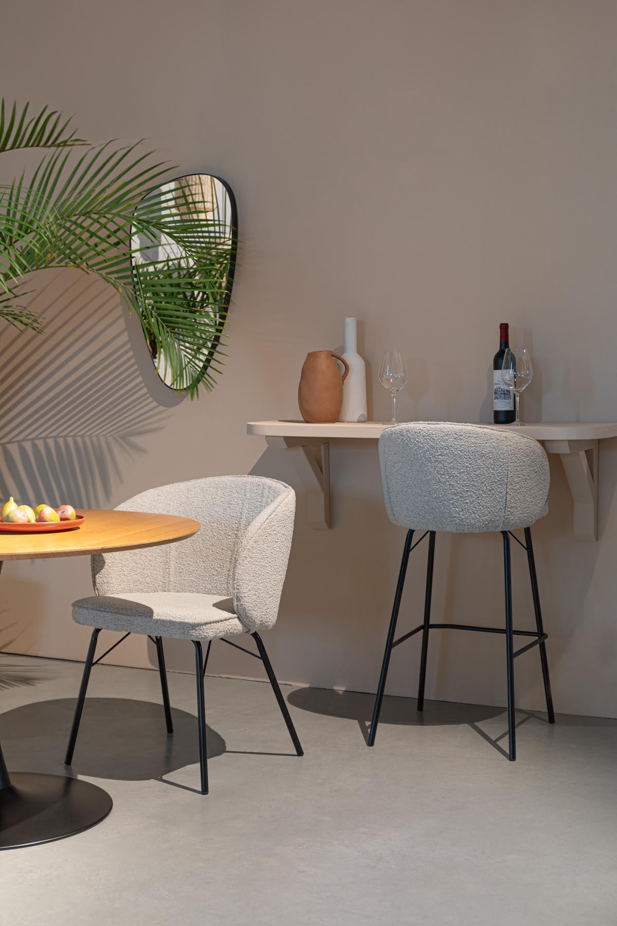 Stuhl Joa Beige in beige präsentiert im Onlineshop von KAQTU Design AG. Schalenstuhl ist von White Label Living
