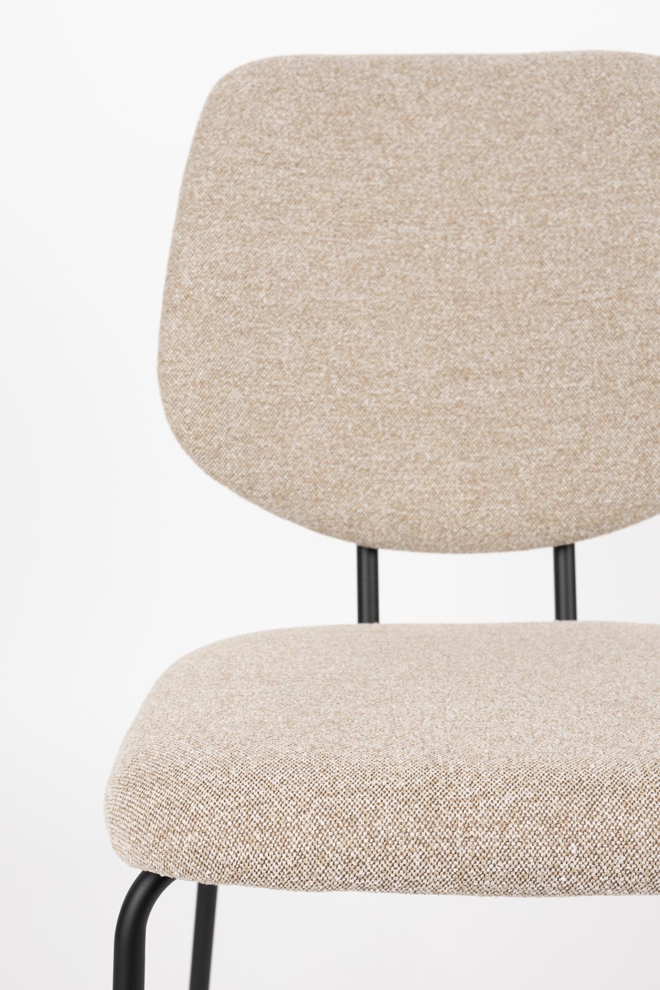 Erleben Sie den Stuhl Zelo von White Label Living – ein stilvolles Möbelstück, das modernes Design und optimalen Komfort vereint. Ideal für jeden Essbereich!