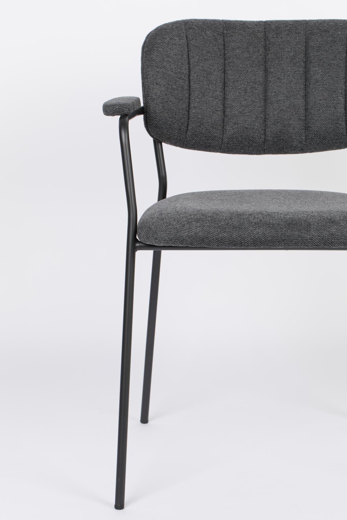 Armlehnstuhl Jolien gepolstert in Dunkelgrau präsentiert im Onlineshop von KAQTU Design AG. Stuhl mit Armlehne ist von White Label Living