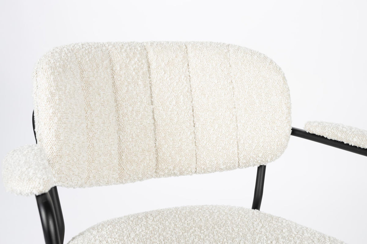 Armlehnstuhl Jolien gepolstert in Weiss präsentiert im Onlineshop von KAQTU Design AG. Stuhl mit Armlehne ist von White Label Living