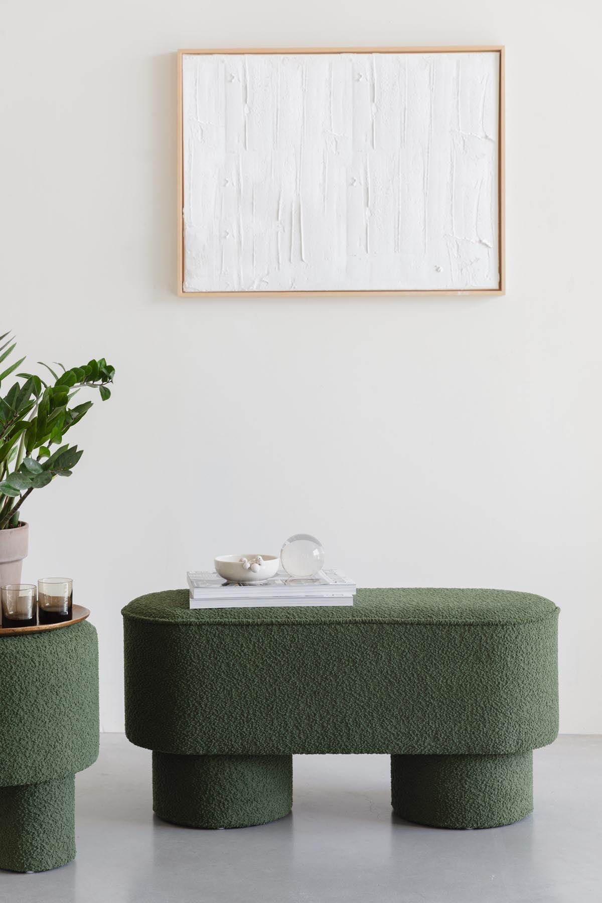 Bank Marcos in Grün präsentiert im Onlineshop von KAQTU Design AG. Sitzbank ist von White Label Living