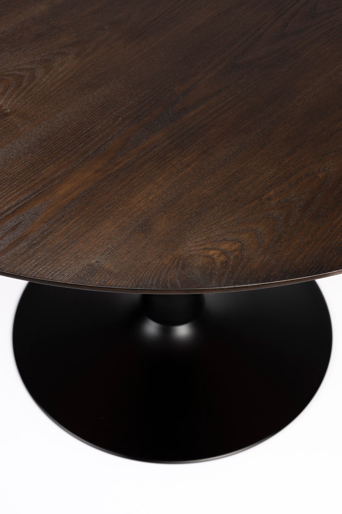 Esstisch Raku in Braun präsentiert im Onlineshop von KAQTU Design AG. Esstisch ist von White Label Living
