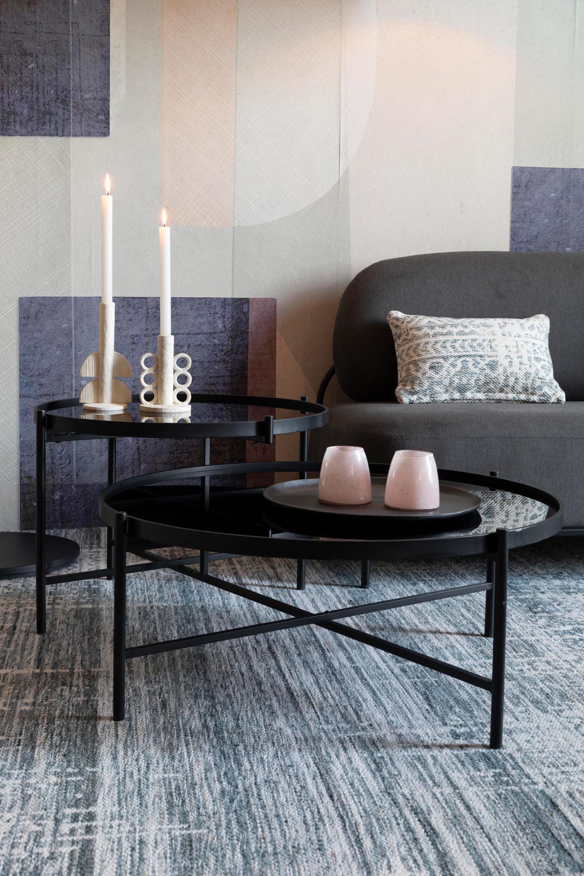 Beistelltisch LI in Schwarz präsentiert im Onlineshop von KAQTU Design AG. Couchtisch ist von White Label Living