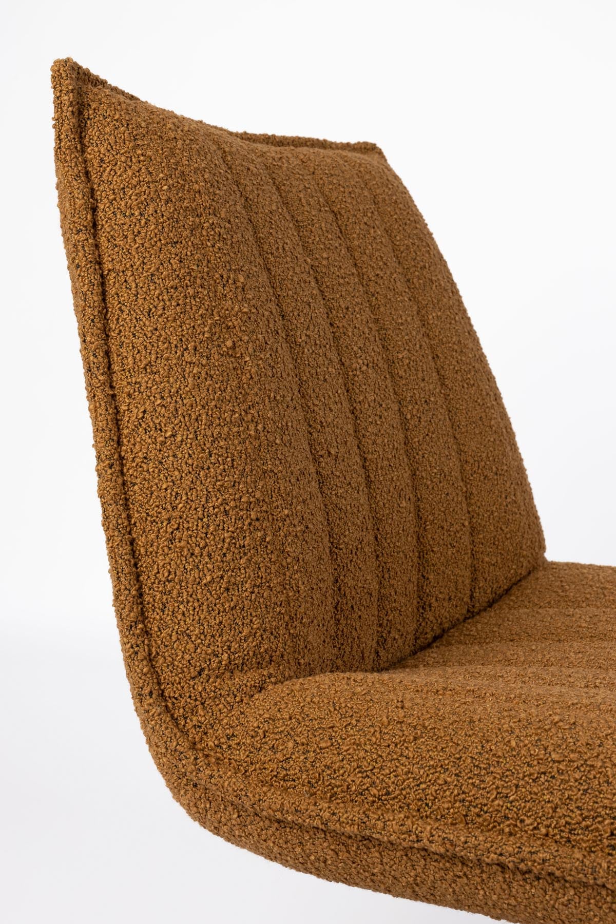 Loungesessel JAX in Braun präsentiert im Onlineshop von KAQTU Design AG. Sessel ist von White Label Living
