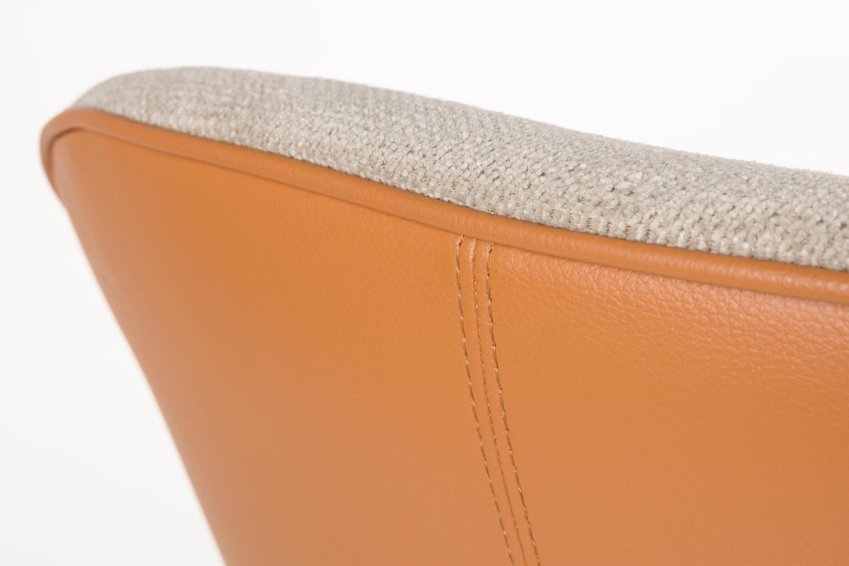 Loungesessel Duke in beige präsentiert im Onlineshop von KAQTU Design AG. Sessel ist von White Label Living