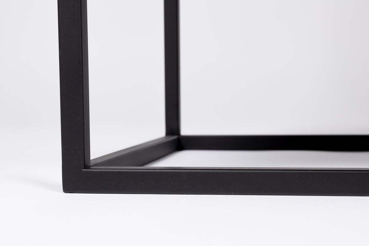 Cabinet Guuji High 2türig in Schwarz/Natur präsentiert im Onlineshop von KAQTU Design AG. Vitrine ist von White Label Living