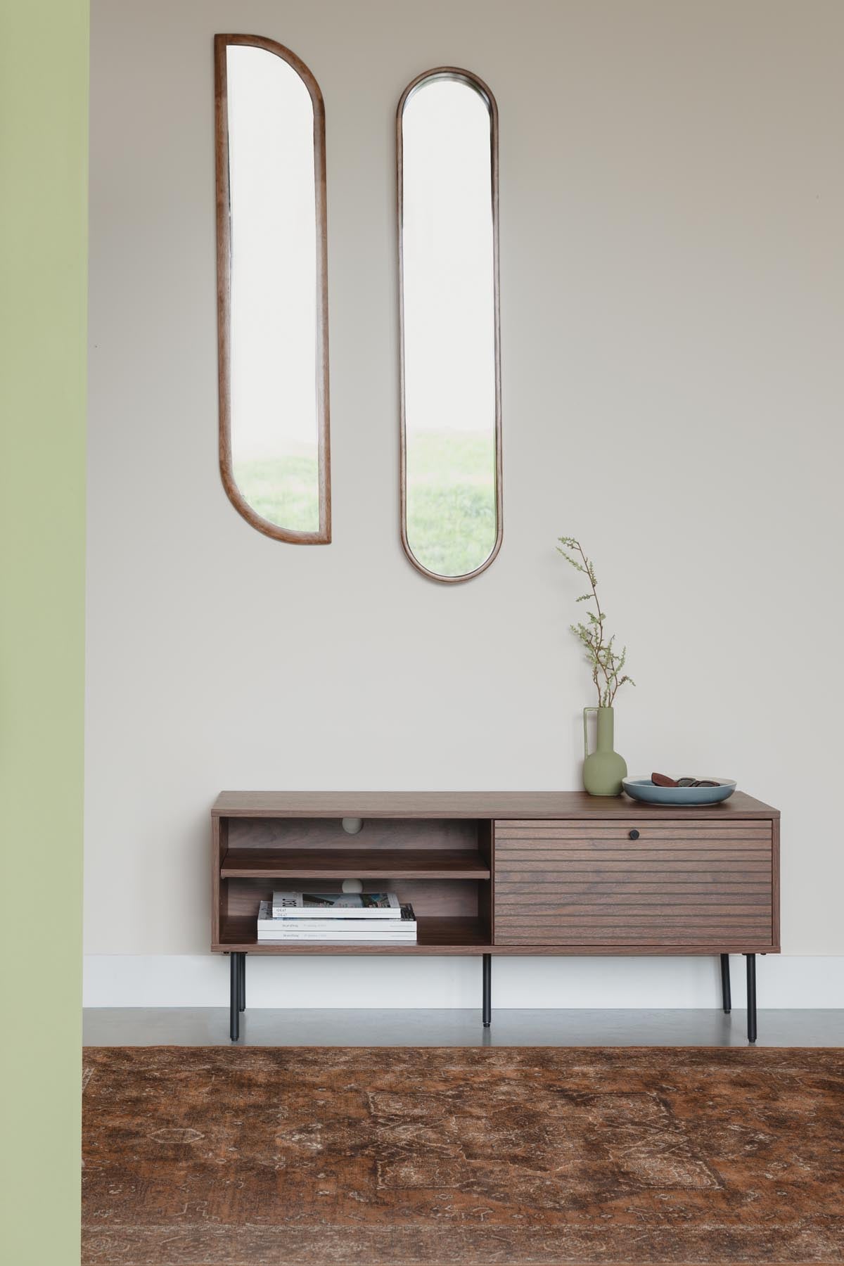 Sideboard Streifen niedrig in Braun präsentiert im Onlineshop von KAQTU Design AG. Sideboard ist von White Label Living