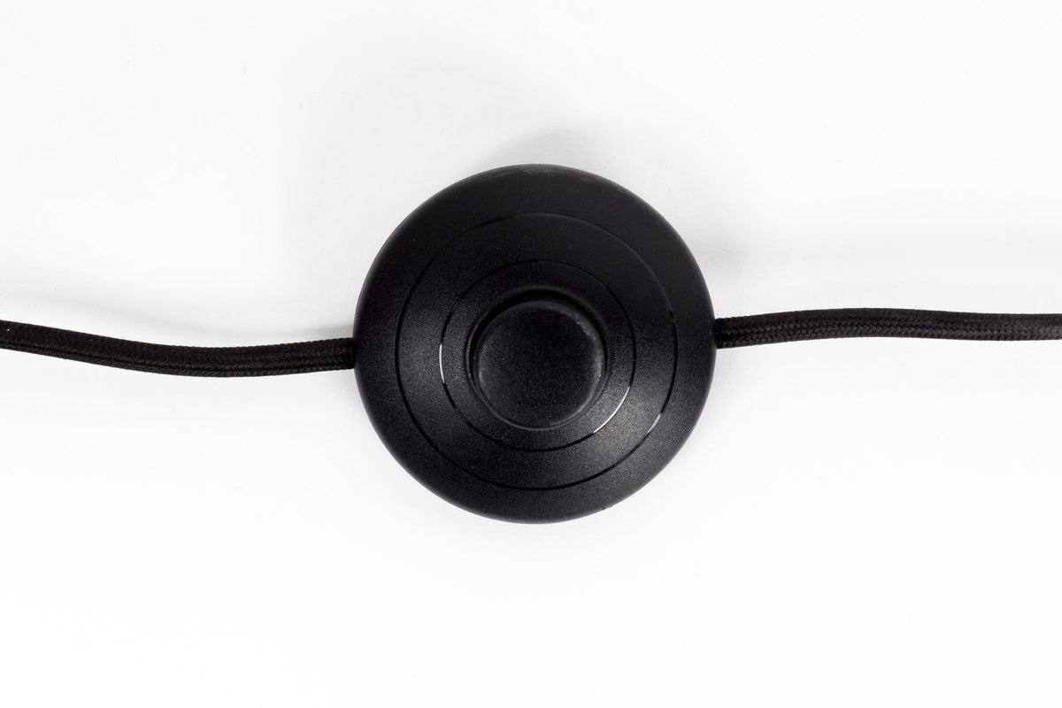 Stehleuchte HAJO in Grau präsentiert im Onlineshop von KAQTU Design AG. Stehleuchte ist von White Label Living