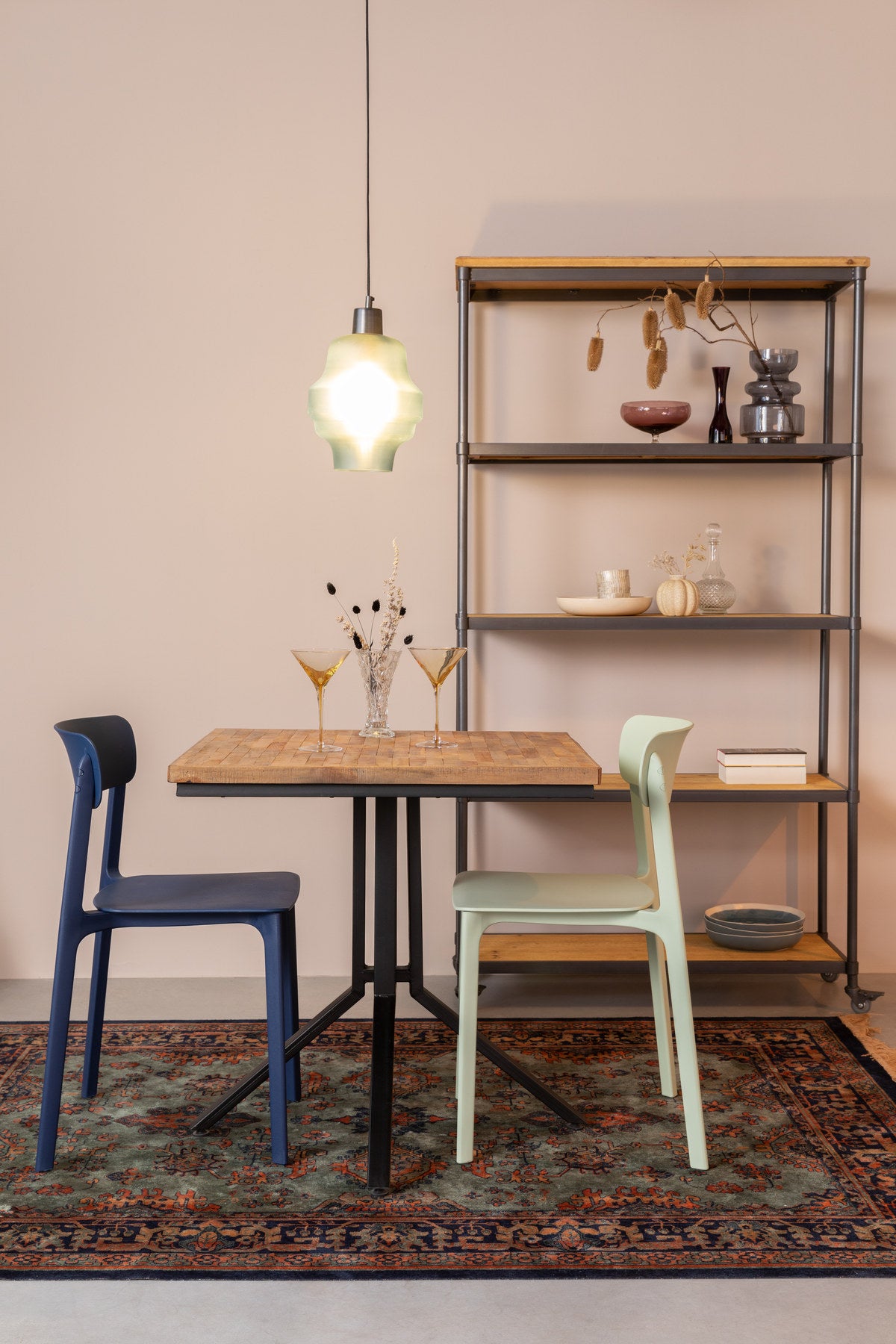 Teppich Raz in Grün präsentiert im Onlineshop von KAQTU Design AG. Teppich ist von White Label Living