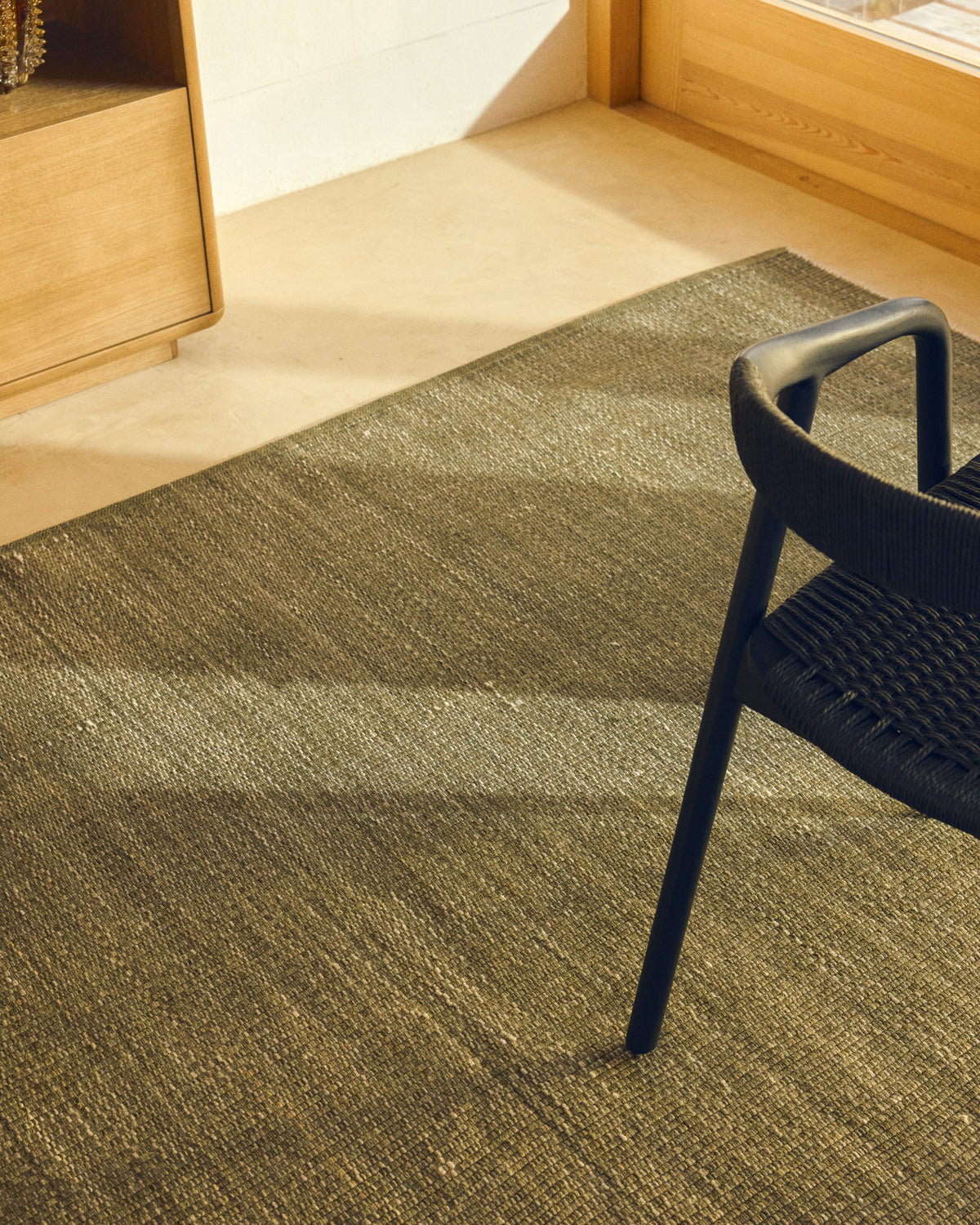 Teppich Tirla aus 100 % PET in Grün 200 x 300 cm in Grün präsentiert im Onlineshop von KAQTU Design AG. Teppich ist von Kave Home