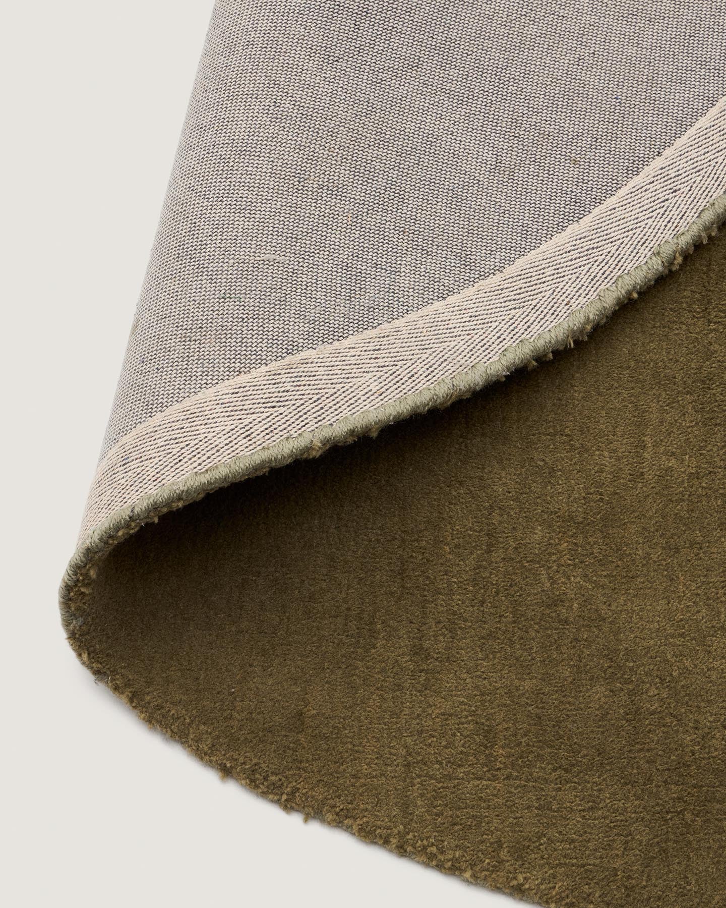 Runder Teppich Empuries, grün, Ø 200 cm in Grün präsentiert im Onlineshop von KAQTU Design AG. Teppich ist von Kave Home