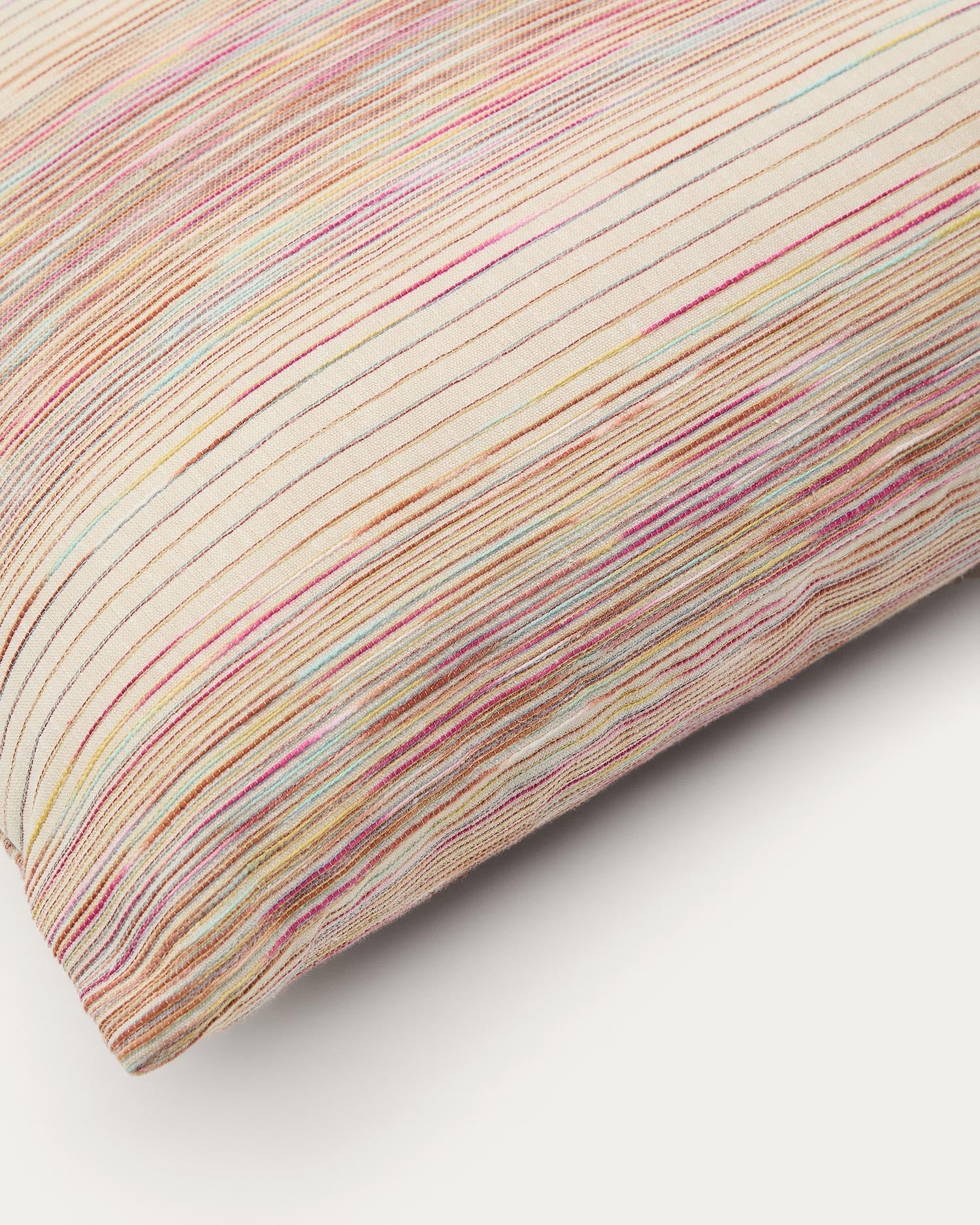 Mehrfarbiger Kissenbezug Merure aus Jacquard, 45 x 45 cm in Mehrfarbig präsentiert im Onlineshop von KAQTU Design AG. Deko Kissenbezug ist von Kave Home