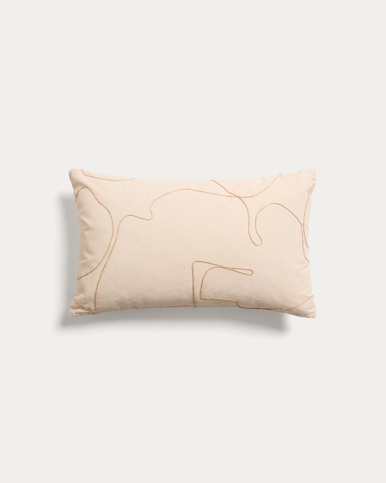 Kissenbezug Dibel aus ecrufarbener Baumwolle mit beiger Stickerei, 30 x 50 cm in Beige präsentiert im Onlineshop von KAQTU Design AG. Deko Kissenbezug ist von Kave Home