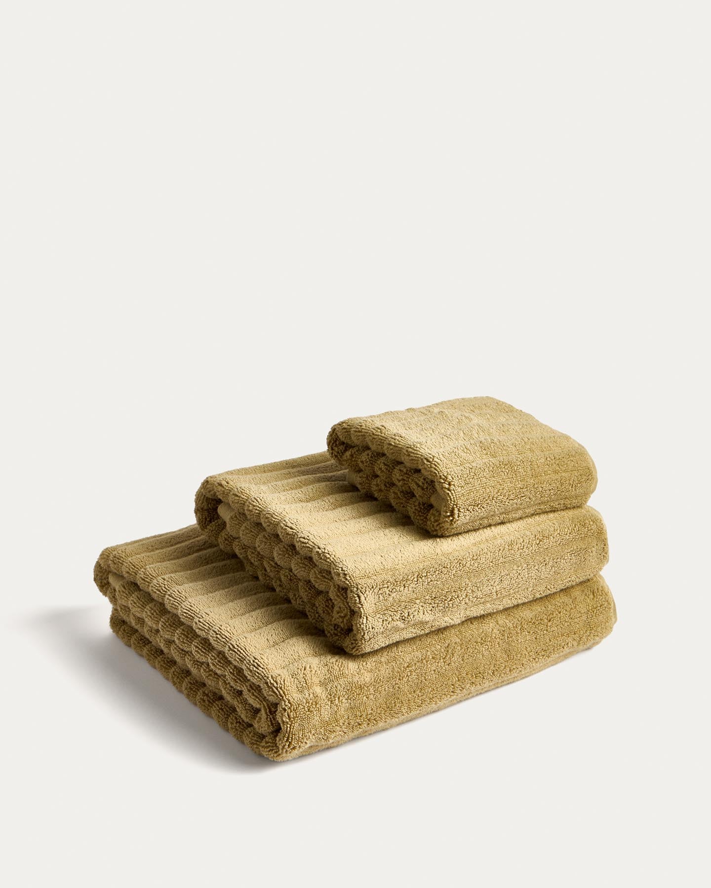 Badetuch Navira aus 100 % Baumwolle, hellgrün, 70 X 140 cm in Hellgrün präsentiert im Onlineshop von KAQTU Design AG. Badetuch ist von Kave Home