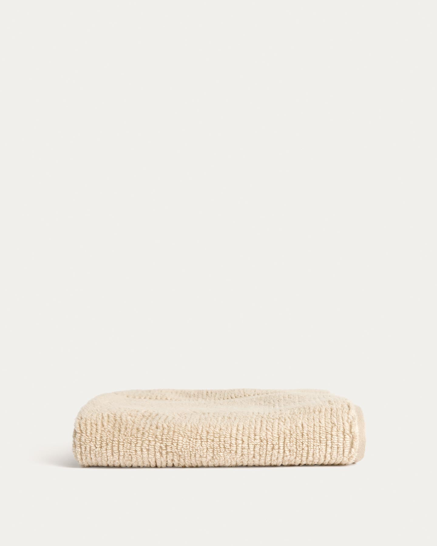 Handtuch Olvira aus 100 % Baumwolle mit Jacquard-Muster, beige, 50 x 90 cm in Beige präsentiert im Onlineshop von KAQTU Design AG. Handtuch ist von Kave Home