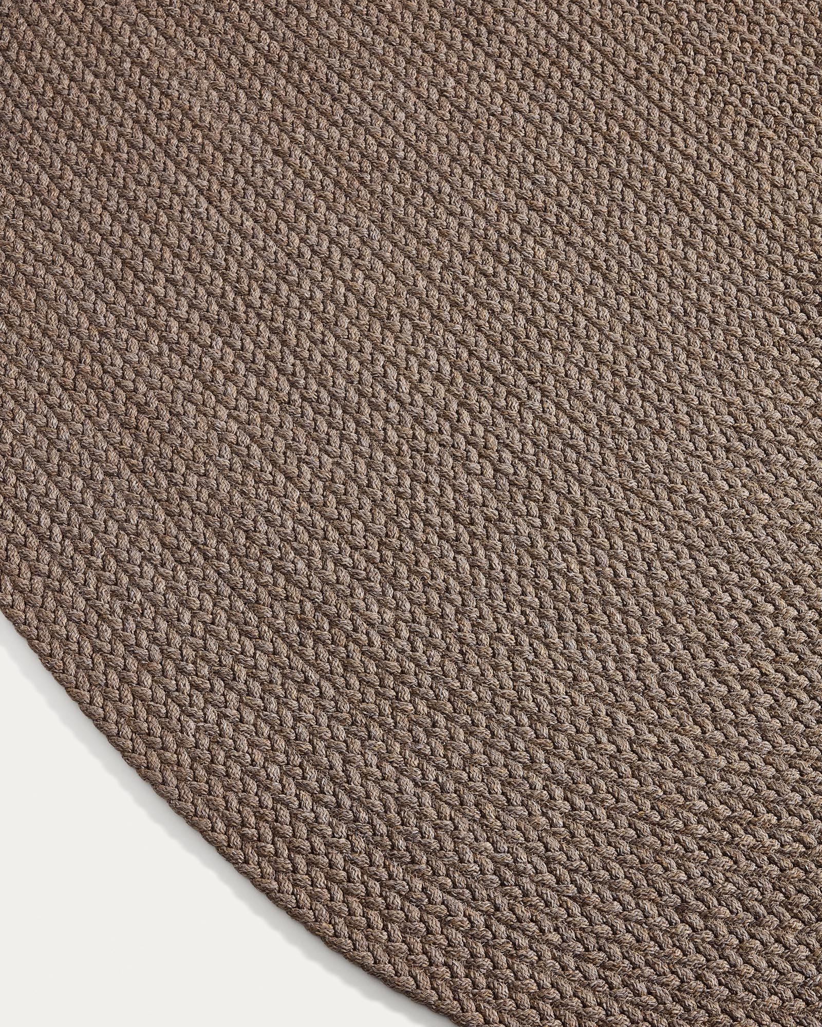 Beiger Teppich Despas aus robusten Synthetikfasern, 160 x 230 cm, perfekt für den Außenbereich, bringt Eleganz in Garten und Terrasse.