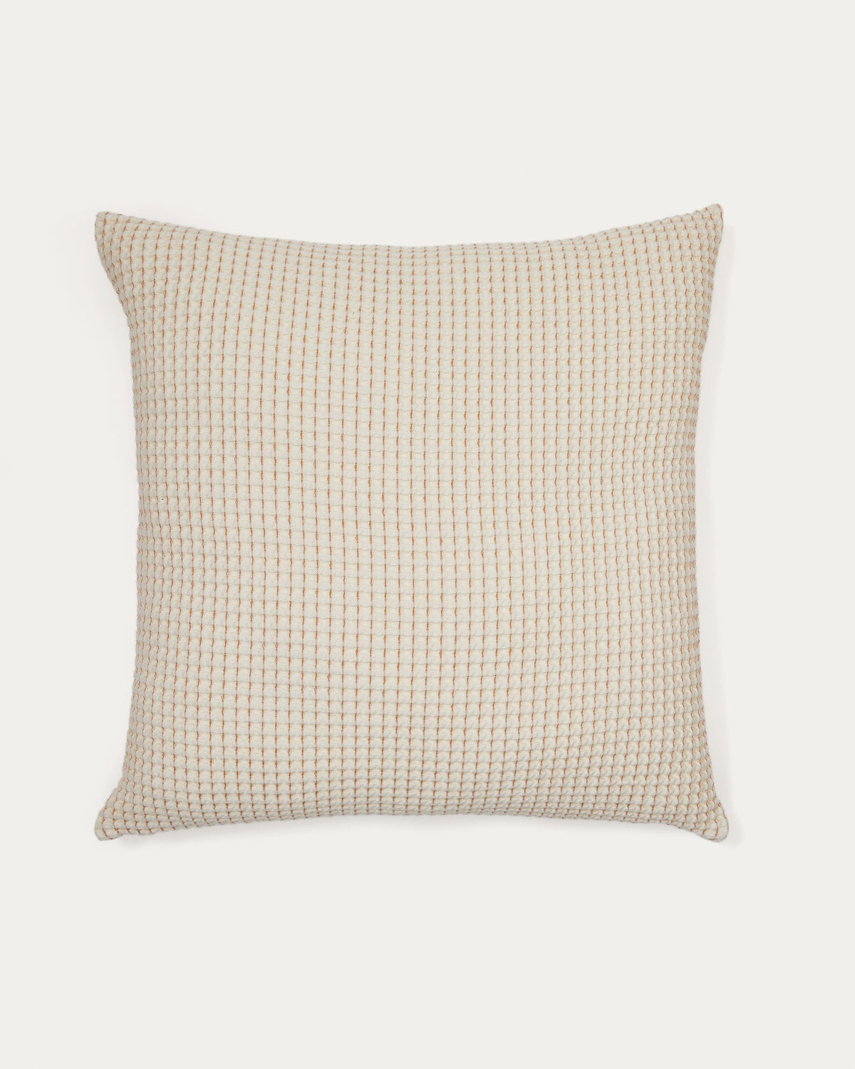 Senara 2er Set Kissenbezüge aus Baumwolle Struktur cremefarben 50 x 50 cm in Natur präsentiert im Onlineshop von KAQTU Design AG. Deko Kissenbezug ist von Kave Home