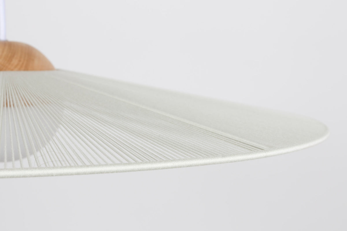 Pendellampe Belle S in beige präsentiert im Onlineshop von KAQTU Design AG. Pendelleuchte ist von Zuiver
