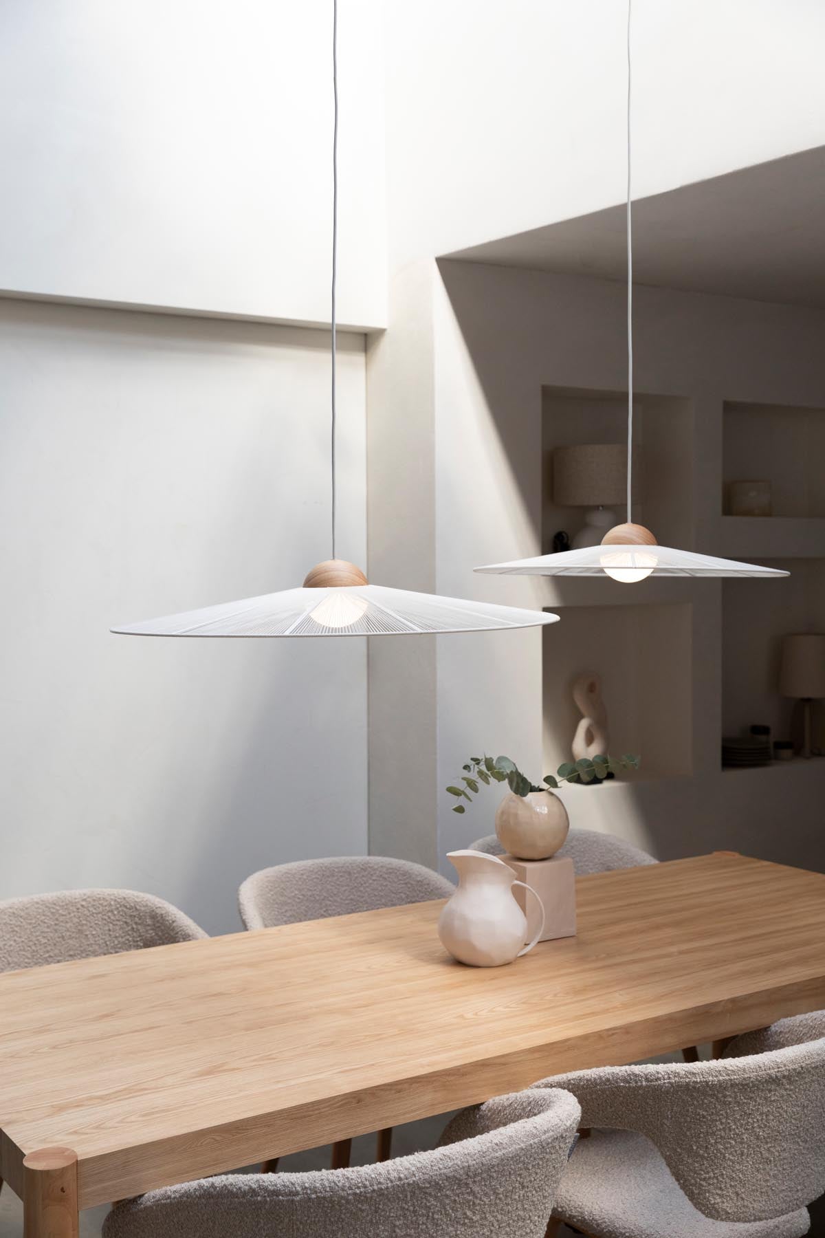 Pendellampe Belle S in Schwarz präsentiert im Onlineshop von KAQTU Design AG. Pendelleuchte ist von Zuiver