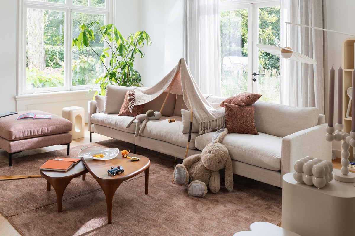 Summer Sofa 4,5-Sitzer in Creme präsentiert im Onlineshop von KAQTU Design AG. 4er Sofa ist von Zuiver