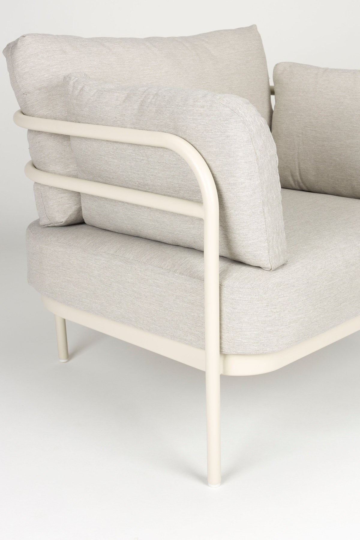 Vista Outdoor Set in beige präsentiert im Onlineshop von KAQTU Design AG. Loungeset ist von Zuiver