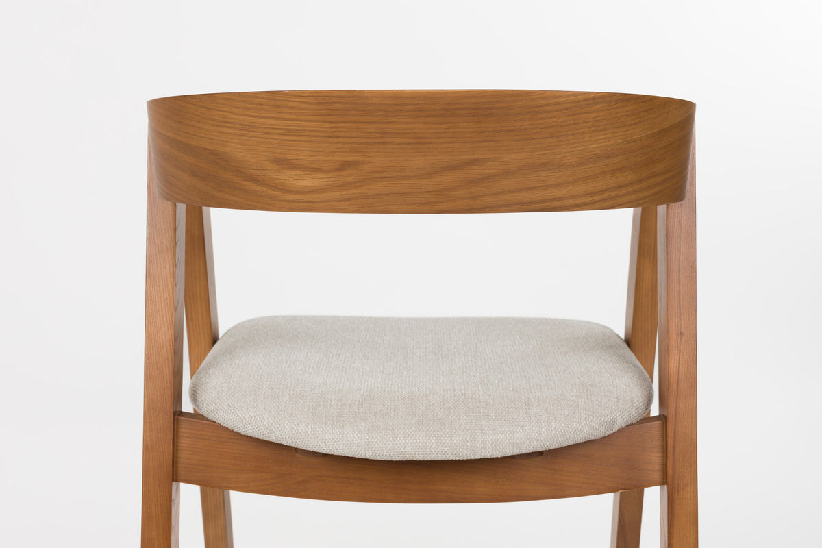 Stuhl Mads in Braun präsentiert im Onlineshop von KAQTU Design AG. Stuhl ist von Zuiver