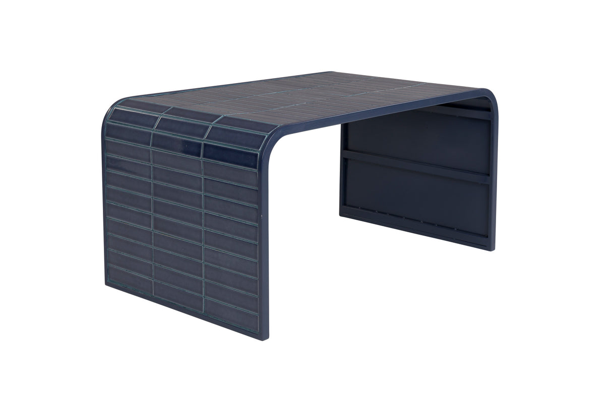 Sofatisch Tiles in blau präsentiert im Onlineshop von KAQTU Design AG. Couchtisch ist von Zuiver