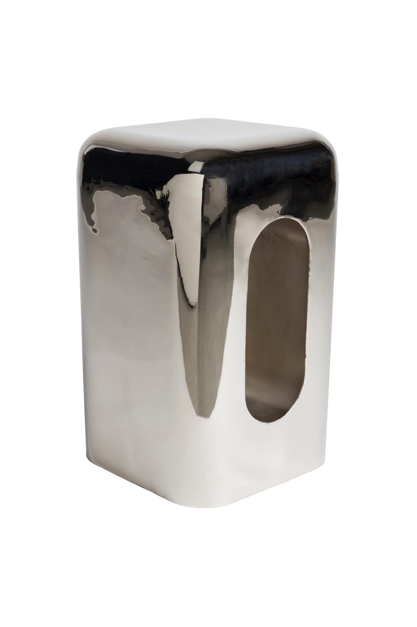 Hocker Creek in Chrome präsentiert im Onlineshop von KAQTU Design AG. Hocker ist von Zuiver