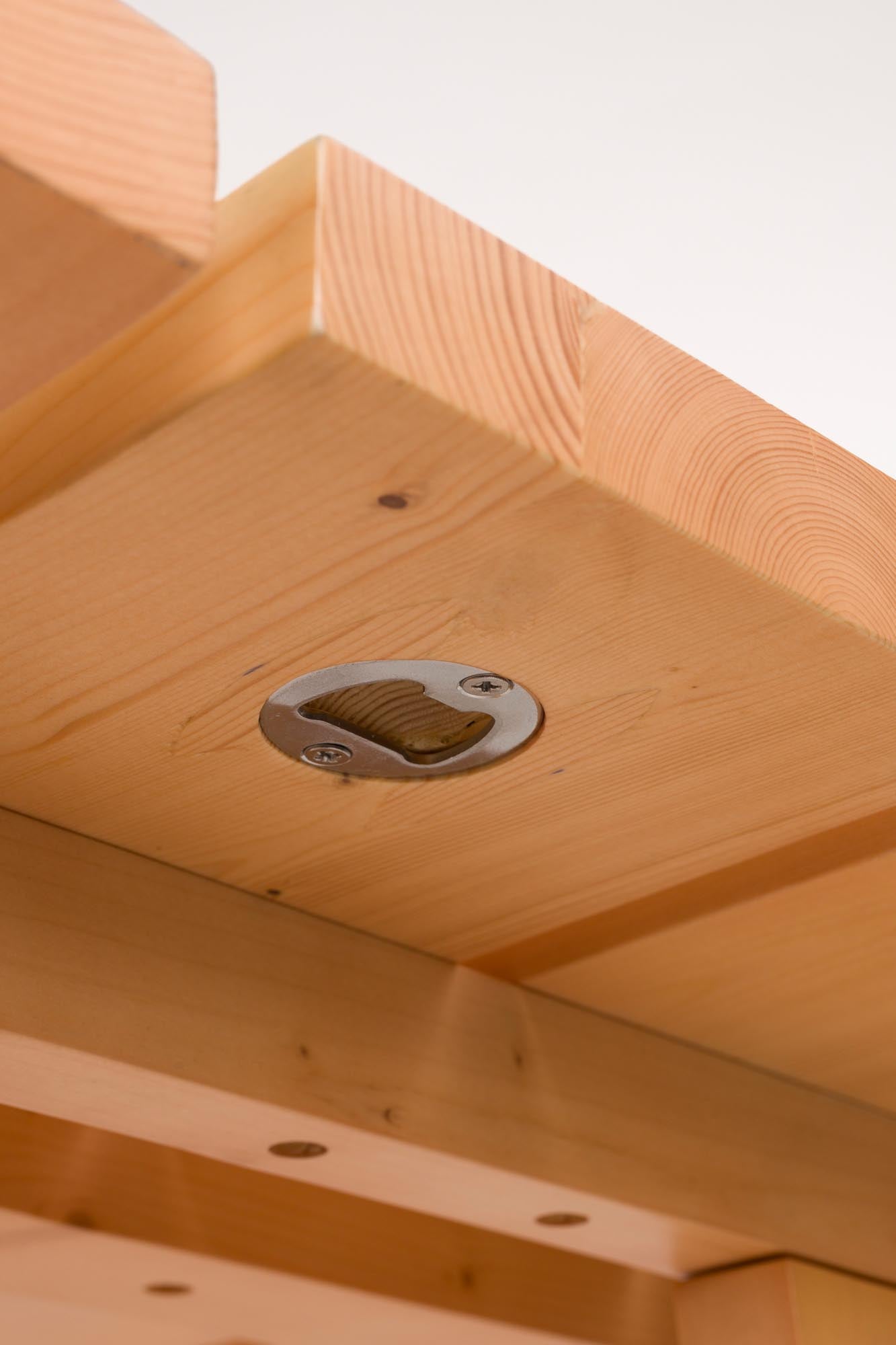 Verleihen Sie Ihrem Garten mit dem stilvollen Gartentischset Avenue von Zuiver einen Hauch von Eleganz. Klappbar und praktisch für jede Gelegenheit!