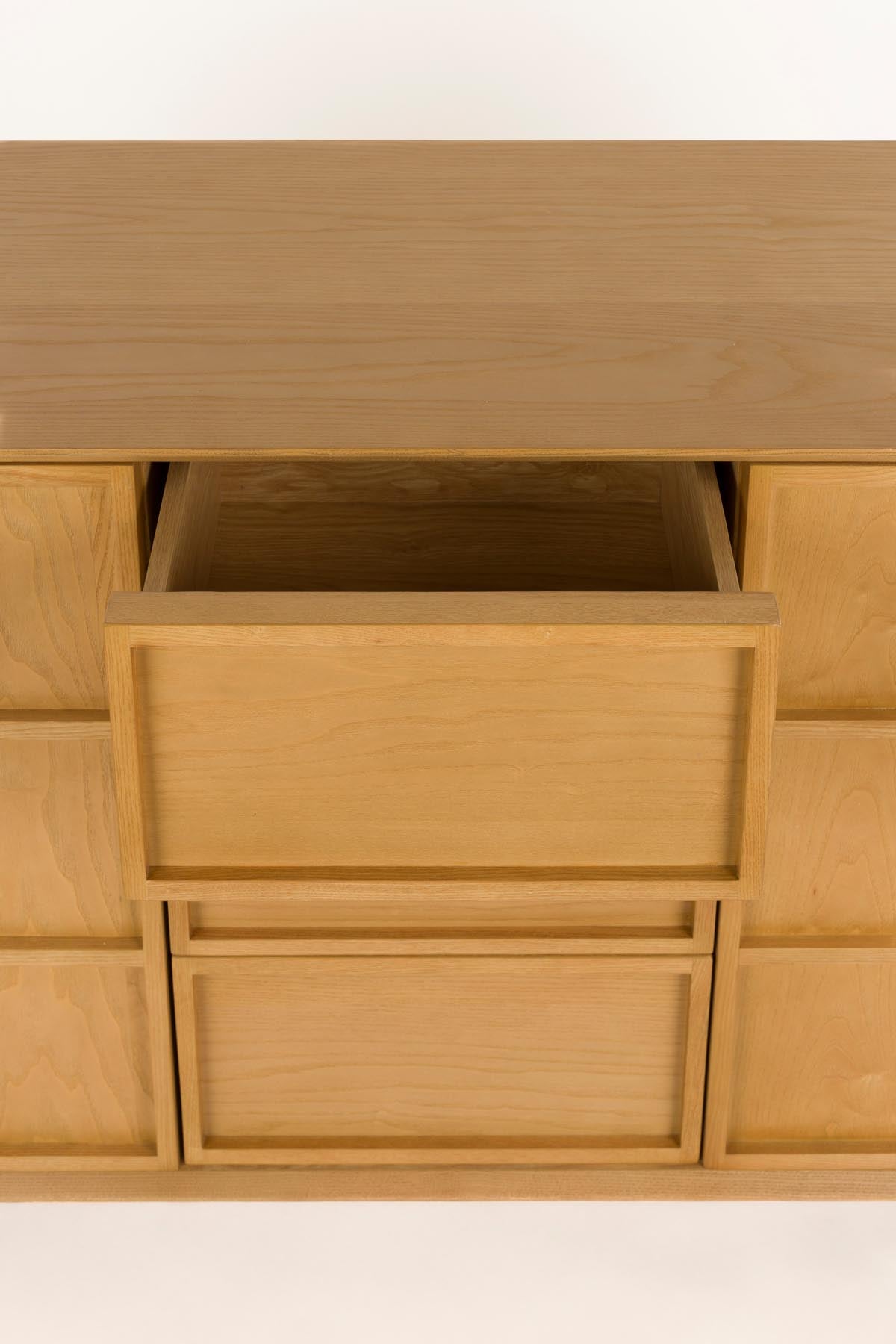 Sideboard Raster High in Natural präsentiert im Onlineshop von KAQTU Design AG. Sideboard ist von Zuiver