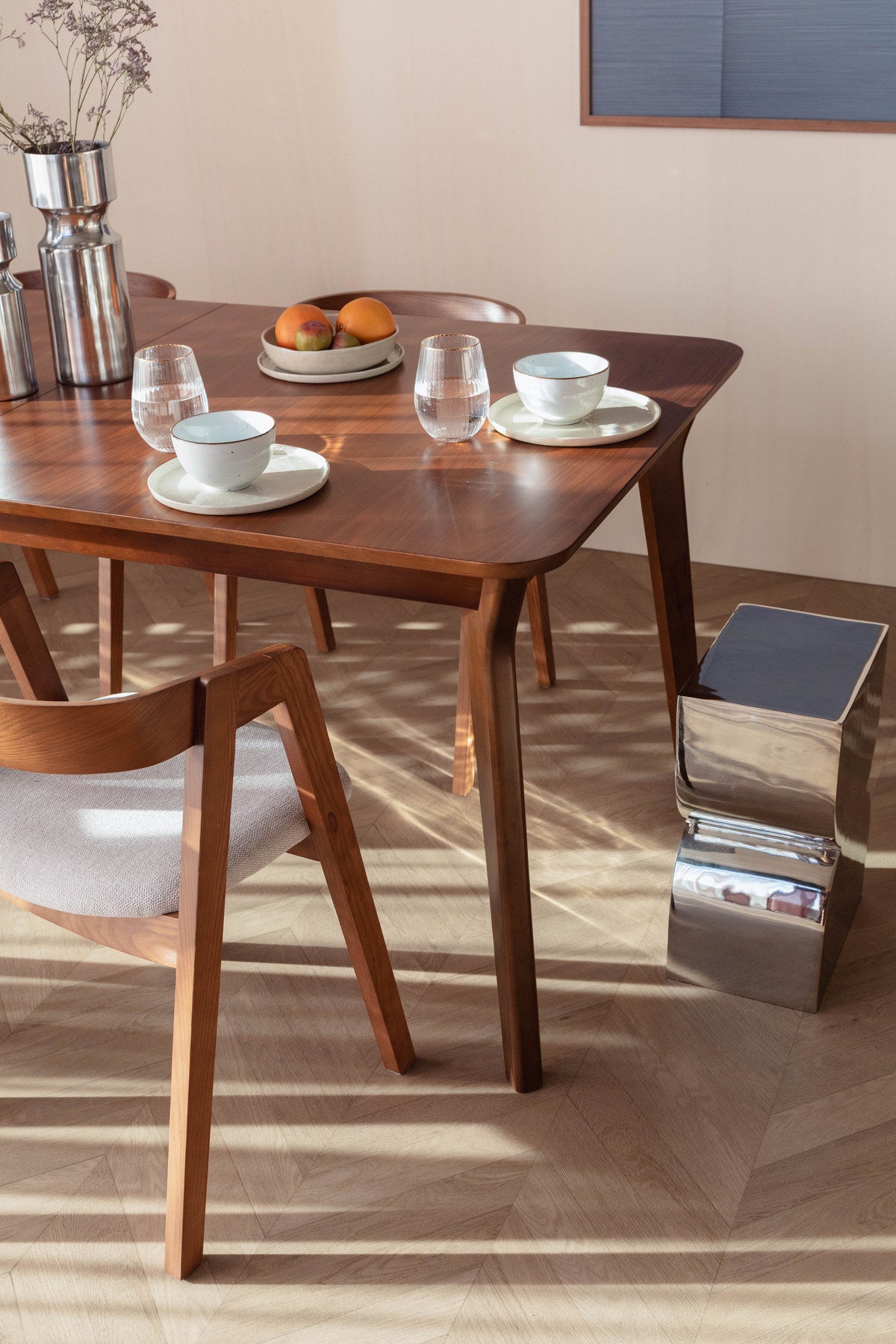 Esstisch Ellen in Natur präsentiert im Onlineshop von KAQTU Design AG. Esstisch ist von Zuiver