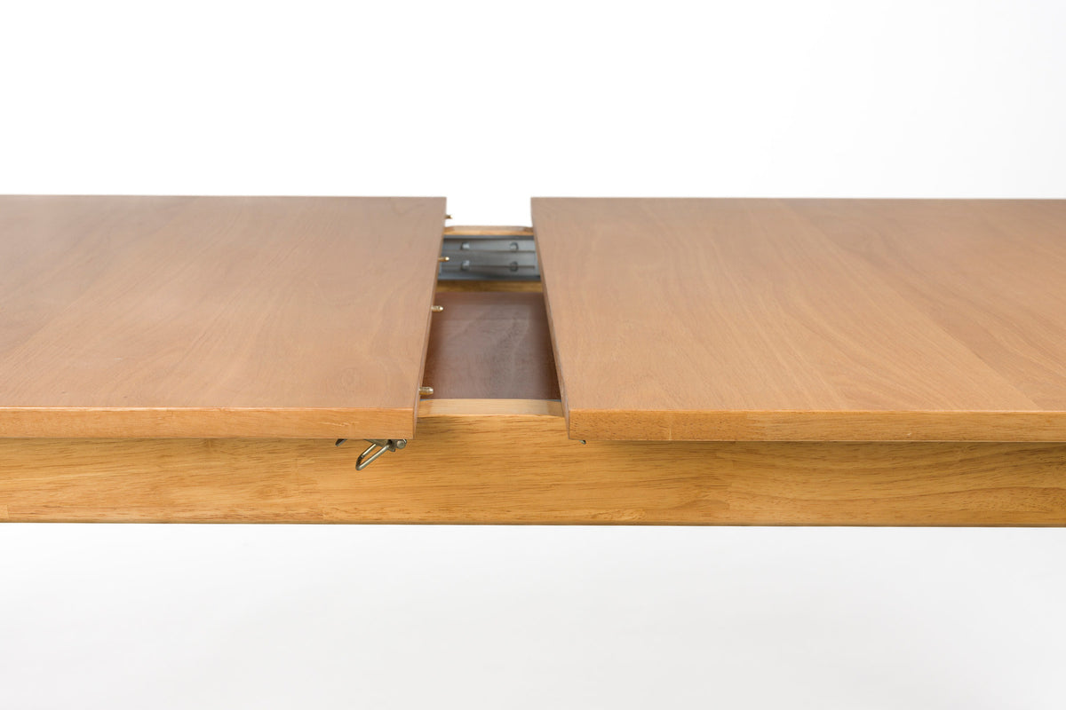 Esstisch Ellen in Natur präsentiert im Onlineshop von KAQTU Design AG. Esstisch ist von Zuiver