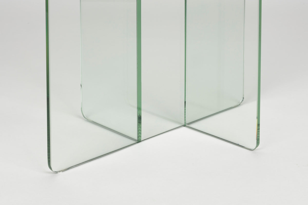 Beistelltisch Linea in Transparent präsentiert im Onlineshop von KAQTU Design AG. Beistelltisch ist von Zuiver