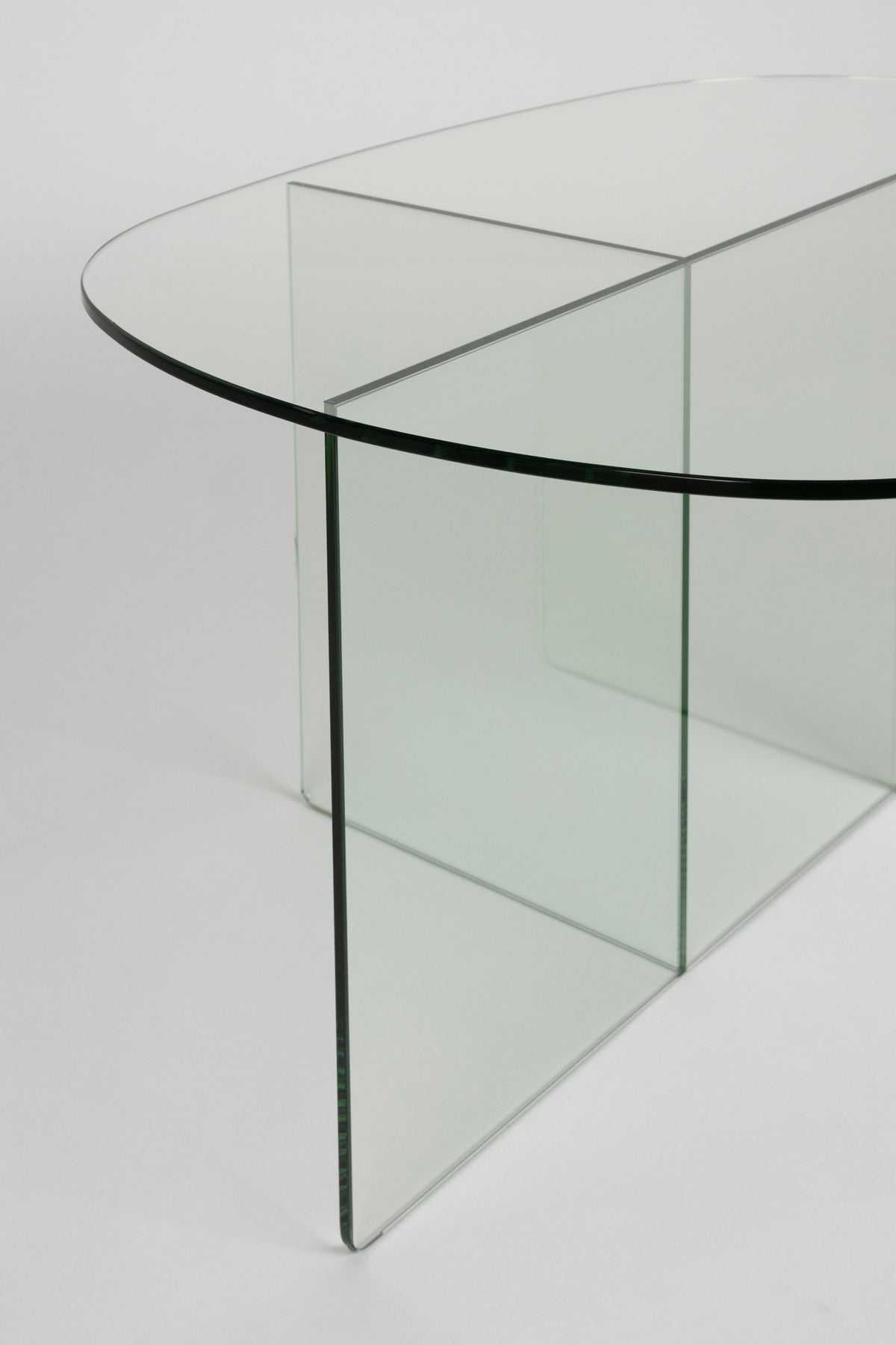 Couchtisch Linea in Transparent präsentiert im Onlineshop von KAQTU Design AG. Couchtisch ist von Zuiver
