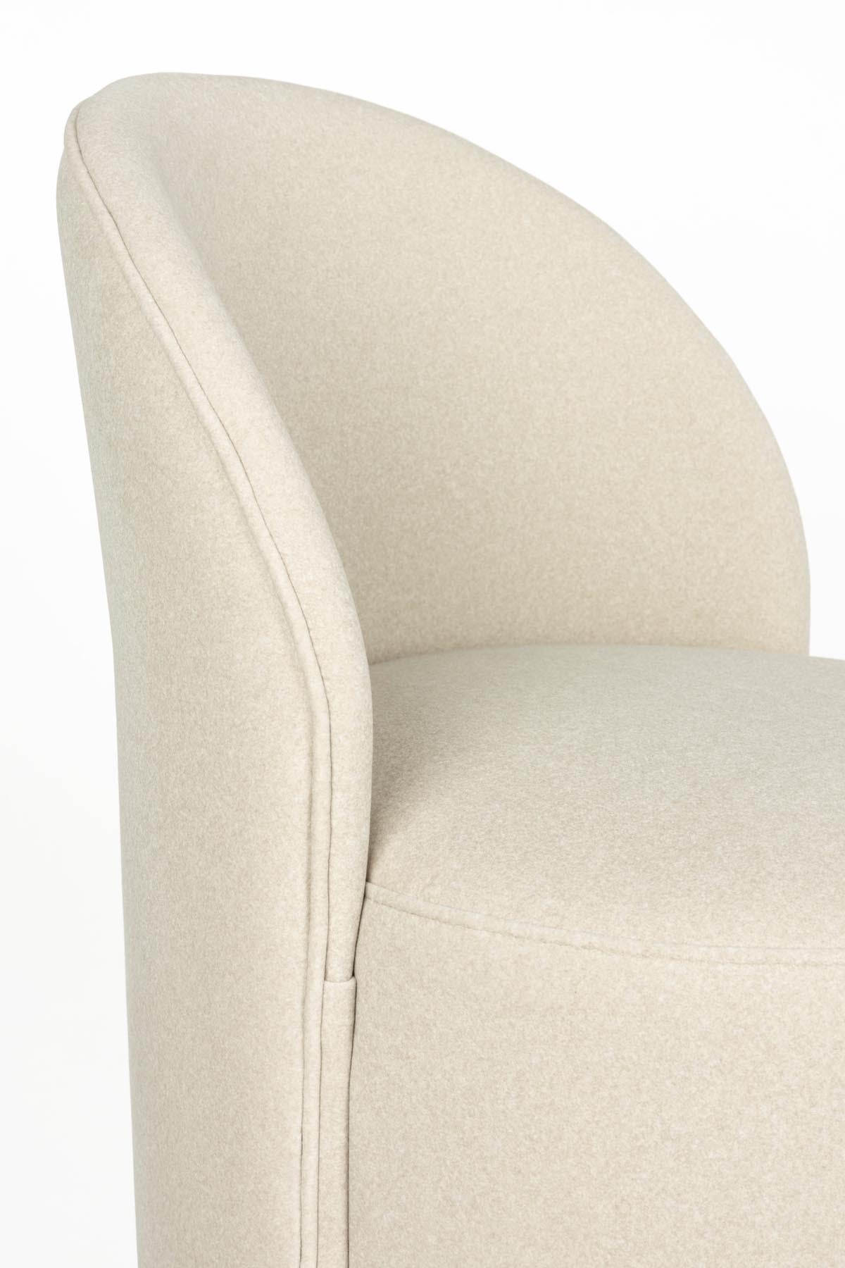 Sessel Plush in Beige präsentiert im Onlineshop von KAQTU Design AG. Sessel ist von Zuiver