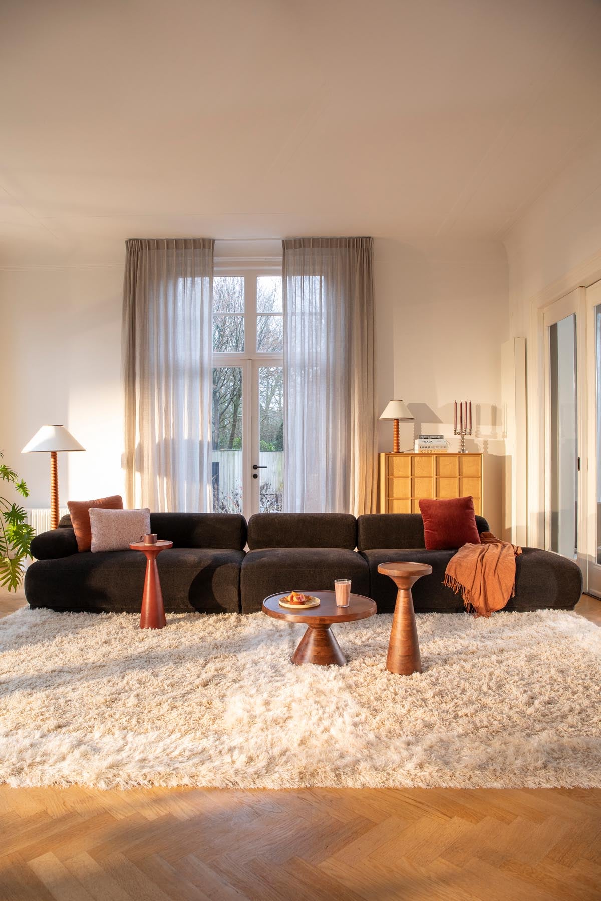 Sofa Rembrandt 4.5-Sitzer Rechts in Braun präsentiert im Onlineshop von KAQTU Design AG. 4er Sofa ist von Zuiver