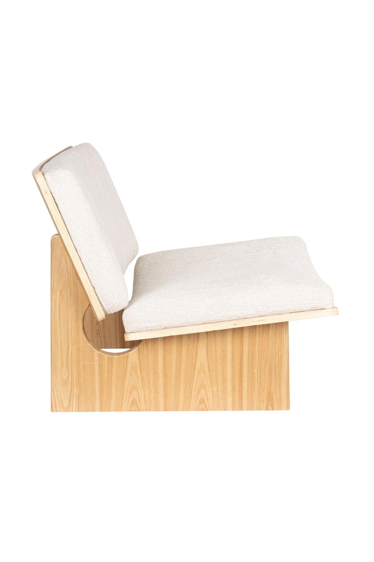Sessel Volana in Beige präsentiert im Onlineshop von KAQTU Design AG. Sessel ist von Zuiver