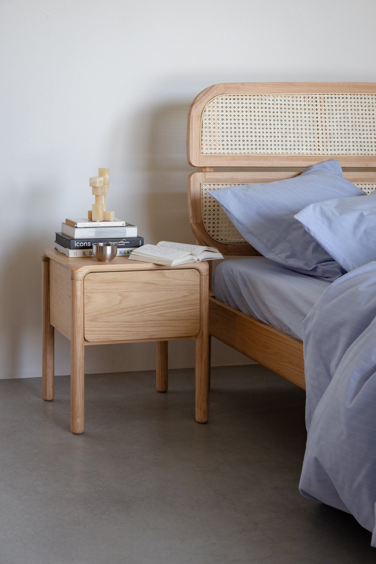 Bett Storm Webbing Natural 180 in Natur präsentiert im Onlineshop von KAQTU Design AG. Bett ist von Zuiver