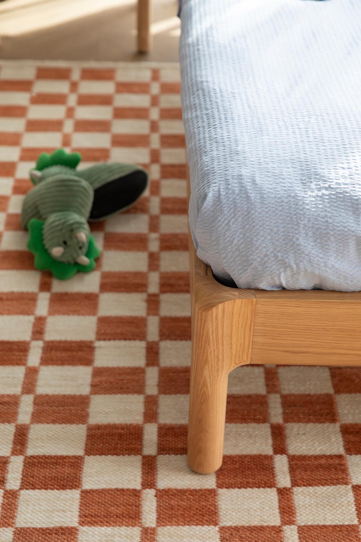 Bett Storm Natural 180 in Natural präsentiert im Onlineshop von KAQTU Design AG. Bett ist von Zuiver